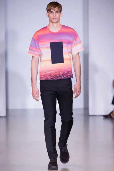 Look 23